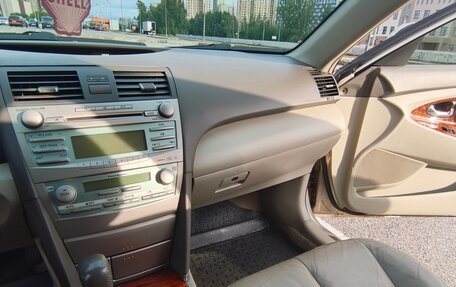 Toyota Camry, 2007 год, 930 000 рублей, 7 фотография