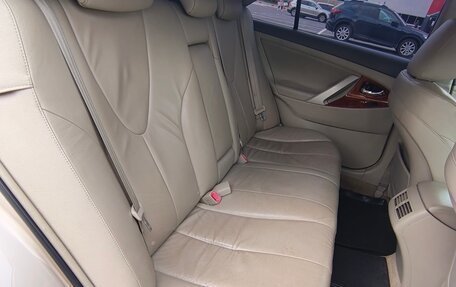 Toyota Camry, 2007 год, 930 000 рублей, 10 фотография