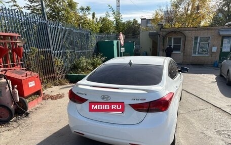 Hyundai Avante, 2012 год, 990 000 рублей, 2 фотография