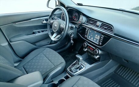 KIA Rio IV, 2018 год, 1 740 000 рублей, 9 фотография
