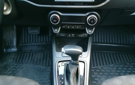 KIA Rio IV, 2018 год, 1 740 000 рублей, 18 фотография