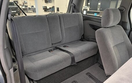 Toyota Estima III рестайлинг -2, 2001 год, 449 000 рублей, 10 фотография