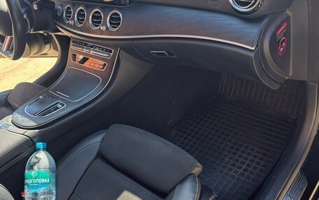 Mercedes-Benz E-Класс, 2021 год, 3 200 000 рублей, 11 фотография