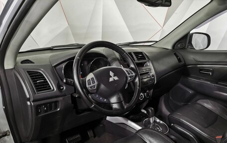 Mitsubishi ASX I рестайлинг, 2012 год, 975 000 рублей, 18 фотография