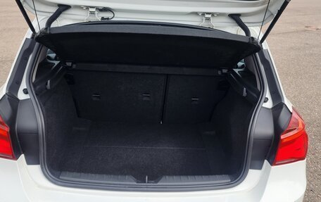 BMW 1 серия, 2016 год, 1 650 000 рублей, 28 фотография