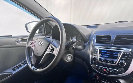 Hyundai Solaris II рестайлинг, 2014 год, 650 000 рублей, 15 фотография