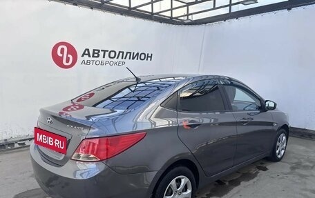 Hyundai Solaris II рестайлинг, 2014 год, 650 000 рублей, 5 фотография
