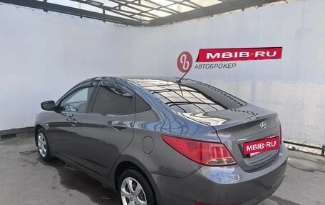 Hyundai Solaris II рестайлинг, 2014 год, 650 000 рублей, 3 фотография
