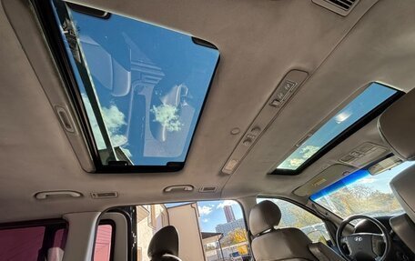 Hyundai Grand Starex Grand Starex I рестайлинг 2, 2012 год, 1 300 000 рублей, 17 фотография