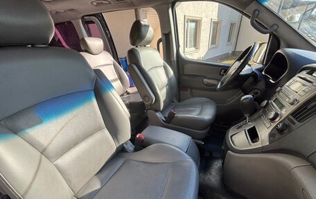 Hyundai Grand Starex Grand Starex I рестайлинг 2, 2012 год, 1 300 000 рублей, 11 фотография
