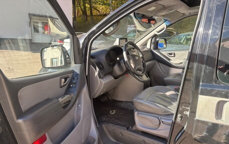 Hyundai Grand Starex Grand Starex I рестайлинг 2, 2012 год, 1 300 000 рублей, 12 фотография