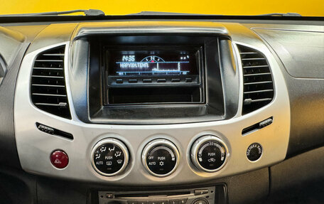 Mitsubishi L200 IV рестайлинг, 2014 год, 1 299 000 рублей, 14 фотография