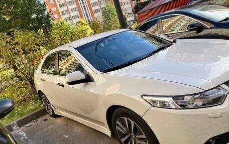 Honda Accord VIII рестайлинг, 2012 год, 1 350 000 рублей, 3 фотография