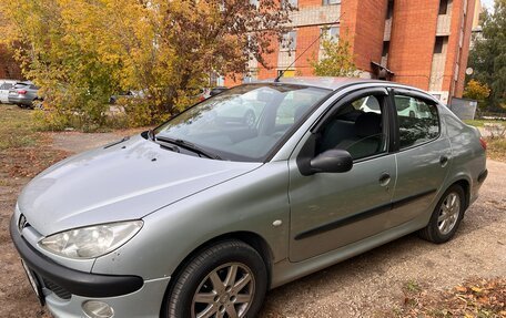 Peugeot 206, 2007 год, 290 000 рублей, 2 фотография