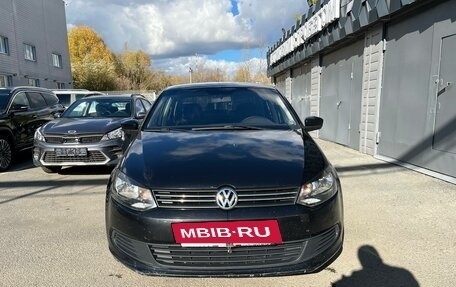 Volkswagen Polo VI (EU Market), 2011 год, 711 360 рублей, 2 фотография