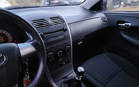Toyota Corolla, 2011 год, 606 000 рублей, 9 фотография