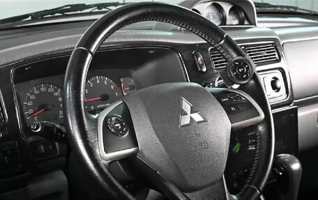 Mitsubishi Pajero Sport II рестайлинг, 2005 год, 1 140 000 рублей, 20 фотография