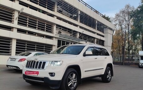 Jeep Grand Cherokee, 2012 год, 2 100 000 рублей, 13 фотография