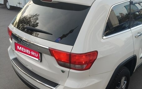 Jeep Grand Cherokee, 2012 год, 2 100 000 рублей, 9 фотография