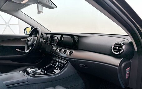 Mercedes-Benz E-Класс, 2016 год, 2 557 000 рублей, 10 фотография