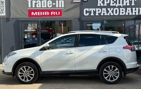 Toyota RAV4, 2017 год, 2 450 000 рублей, 5 фотография