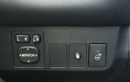 Toyota RAV4, 2017 год, 2 450 000 рублей, 26 фотография