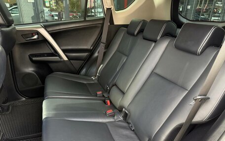 Toyota RAV4, 2017 год, 2 450 000 рублей, 31 фотография