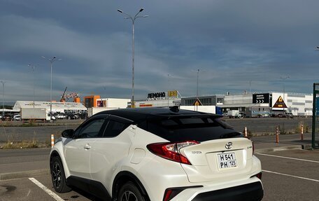 Toyota C-HR I рестайлинг, 2021 год, 2 650 000 рублей, 7 фотография