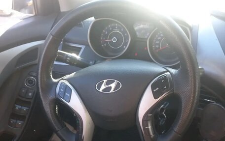 Hyundai Avante, 2012 год, 650 000 рублей, 9 фотография