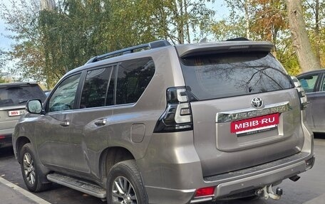Toyota Land Cruiser Prado 150 рестайлинг 2, 2018 год, 4 750 000 рублей, 4 фотография