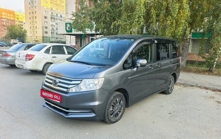 Honda Stepwgn IV, 2012 год, 1 235 000 рублей, 3 фотография