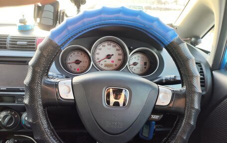 Honda Fit III, 2003 год, 410 000 рублей, 6 фотография