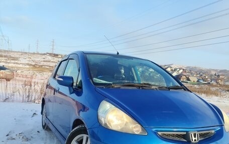 Honda Fit III, 2003 год, 410 000 рублей, 2 фотография