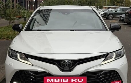 Toyota Camry, 2020 год, 2 895 000 рублей, 2 фотография