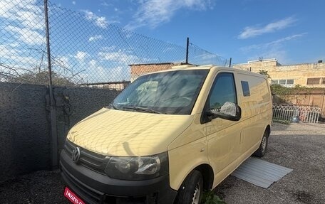 Volkswagen Transporter T5 рестайлинг, 2015 год, 1 050 000 рублей, 1 фотография