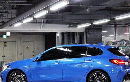 BMW 1 серия, 2022 год, 2 550 000 рублей, 4 фотография