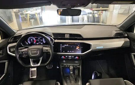Audi Q3, 2023 год, 2 330 000 рублей, 14 фотография