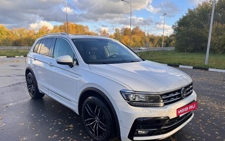Volkswagen Tiguan II, 2018 год, 3 420 000 рублей, 2 фотография