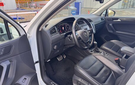 Volkswagen Tiguan II, 2018 год, 3 420 000 рублей, 12 фотография