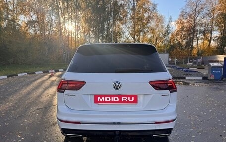 Volkswagen Tiguan II, 2018 год, 3 420 000 рублей, 7 фотография