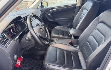 Volkswagen Tiguan II, 2018 год, 3 420 000 рублей, 11 фотография