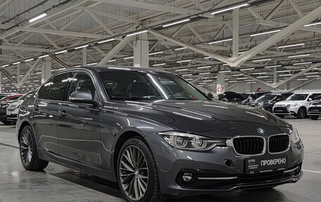 BMW 3 серия, 2017 год, 1 920 000 рублей, 3 фотография