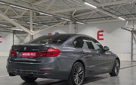 BMW 3 серия, 2017 год, 1 920 000 рублей, 6 фотография