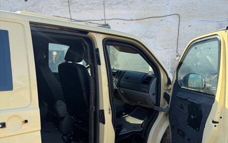 Volkswagen Transporter T5 рестайлинг, 2015 год, 1 050 000 рублей, 11 фотография