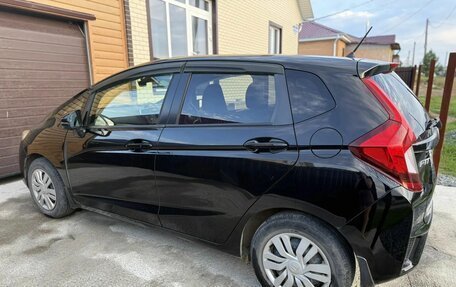 Honda Fit III, 2016 год, 999 000 рублей, 2 фотография