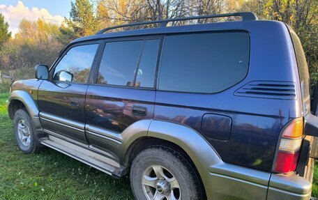 Toyota Land Cruiser Prado 90 рестайлинг, 1998 год, 950 000 рублей, 3 фотография
