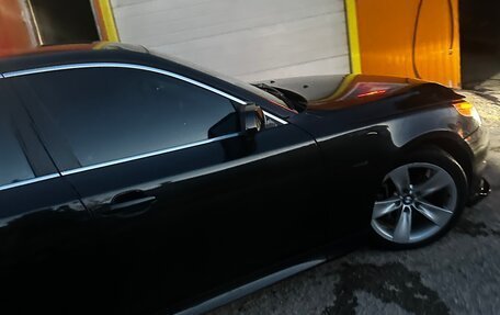 BMW 5 серия, 2006 год, 700 000 рублей, 2 фотография