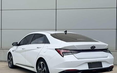 Hyundai Elantra, 2022 год, 1 430 000 рублей, 4 фотография