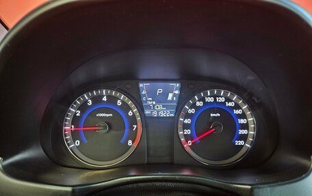 Hyundai Solaris II рестайлинг, 2013 год, 685 000 рублей, 10 фотография