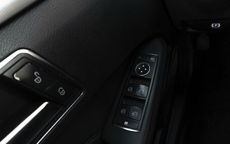 Mercedes-Benz E-Класс, 2013 год, 2 499 000 рублей, 21 фотография
